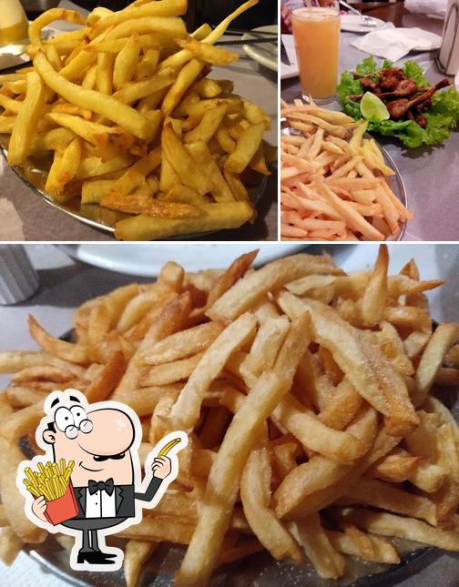 Disfruta de sus patatas a la francesa en Rã-Chu Churrascaria à la carte & Restaurante Unidade Guanabara