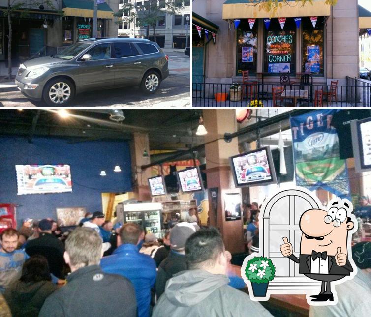 Coaches Corner, 220 Bagley St in Detroit Restaurant menu and reviews