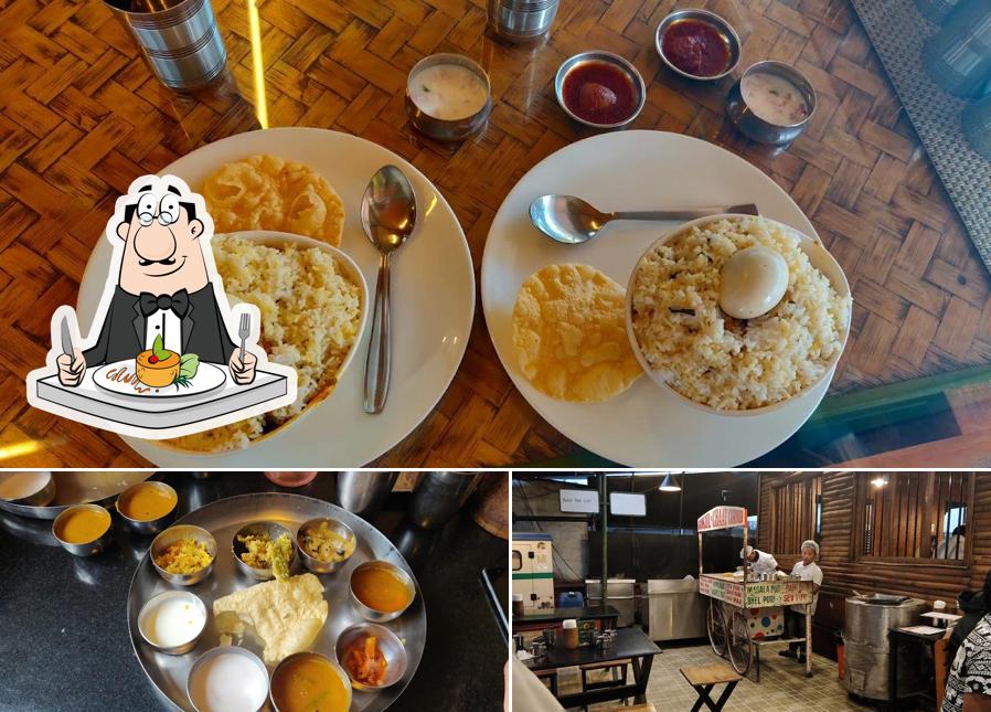 The photo of food and interior at Gokul Oottupura Vegetarian - Panampilly Nagar