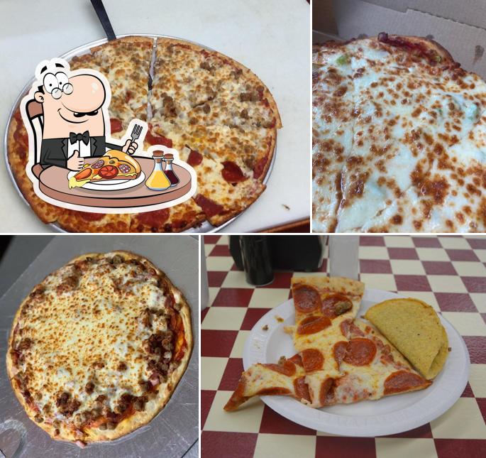 Best Little Pizza House In..., 653 N Main St in Troutman Restaurant
