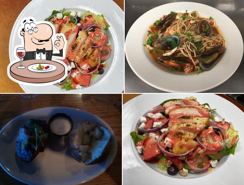 Russell's On the Lake in Big Lake Restaurant menu and reviews