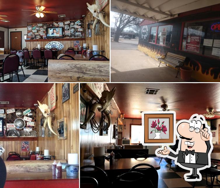 Check out how Big Daddy's Smokehouse looks inside