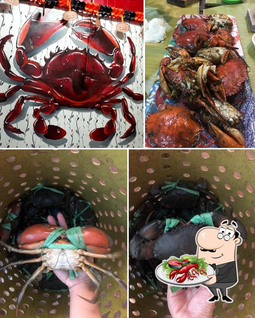 The visitors of Grab A Crab can taste various seafood dishes