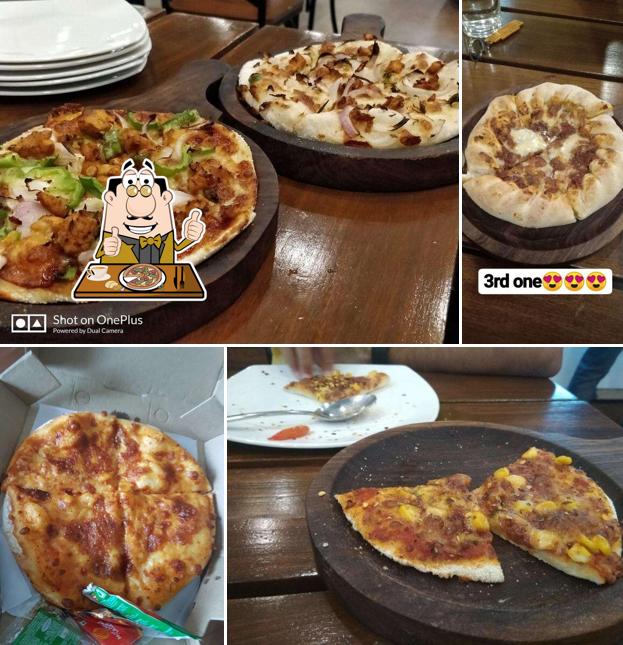 Get pizza at Onesta