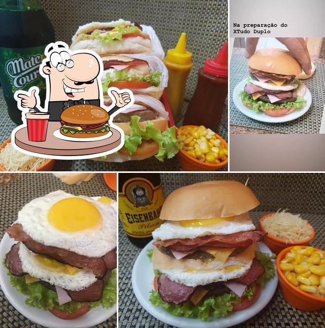 Peça um hambúrguer no Zé do Burger