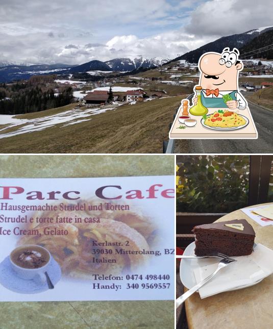 Dai un’occhiata alla immagine che mostra la cibo e esterno di Parc Cafè Marlen