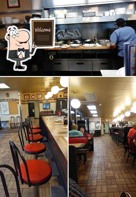 Waffle House, 1204 Industrial Pkwy in Saraland Restaurant menu and