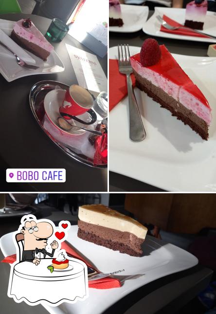 BOBO Café provides a variety of sweet dishes