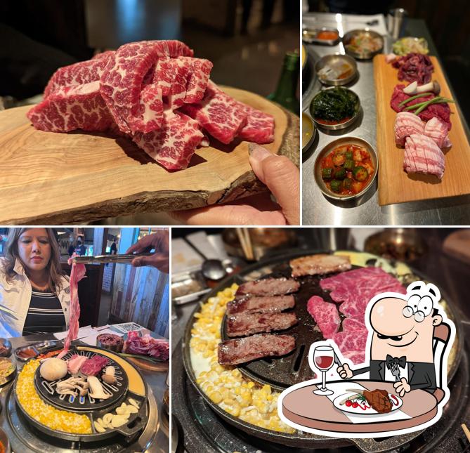 Daldongnae Korean BBQ - Richmond Hill offers meat meals