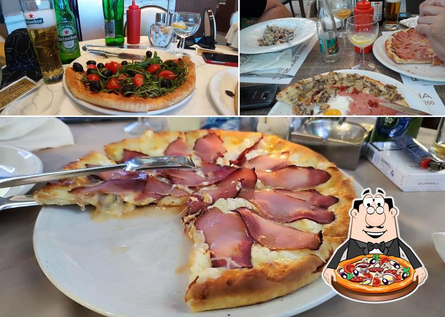 Prueba una pizza en Restoran Riva