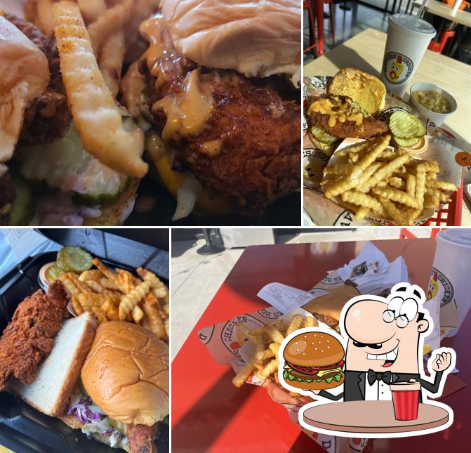 Dave's Hot Chicken, 8932 J M Keynes Dr 100 in Charlotte Restaurant