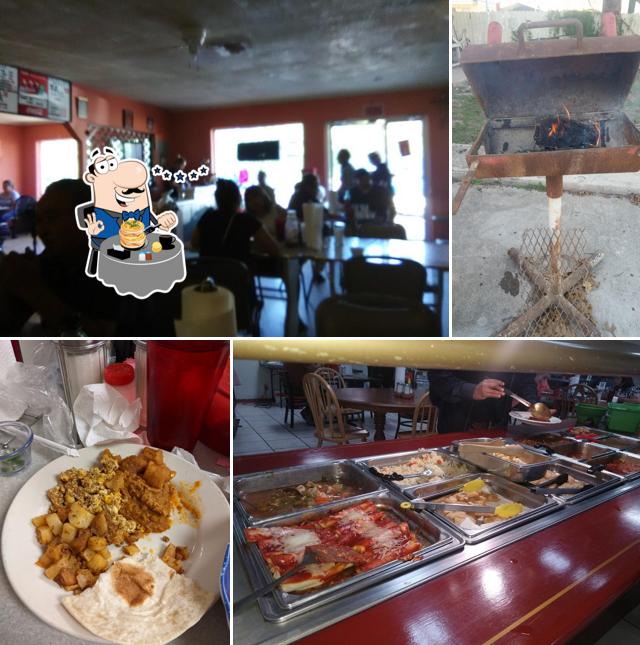 Platos en Garcias Mexican Restaurant . Buffet