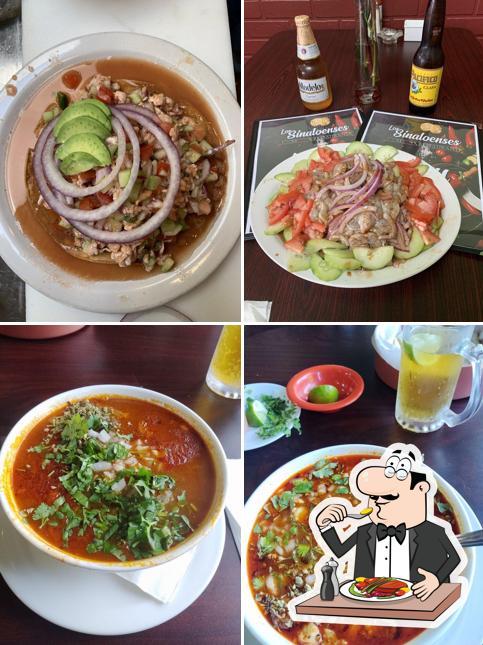 Meals at Los sinaloenses