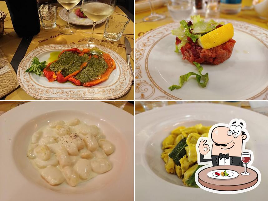 Еда в "Osteria Del Vecchio Gallo"