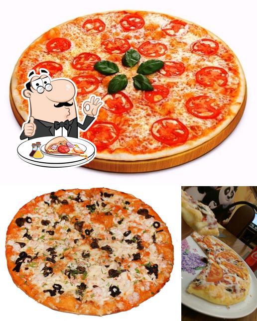 Elige una pizza en Cafe Kung Fu Panda