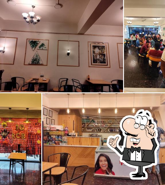 Retreat Cafe (ರಿಟ್ರೀಟ್ ಕೆಫೆ)