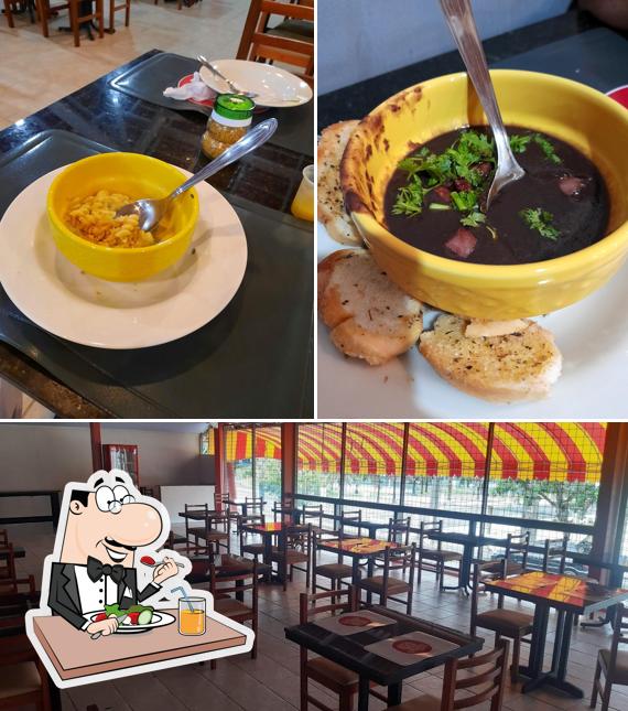 The photo of Só Sopa’s food and interior