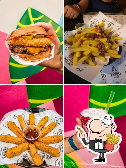 Prove fritas no Fogo Esfera Burguer e Restaurante em Embu das Artes