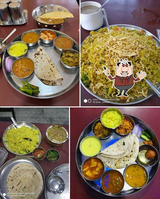 Food at Pankaj Bhojanalaya(Pure veg & Jain food)