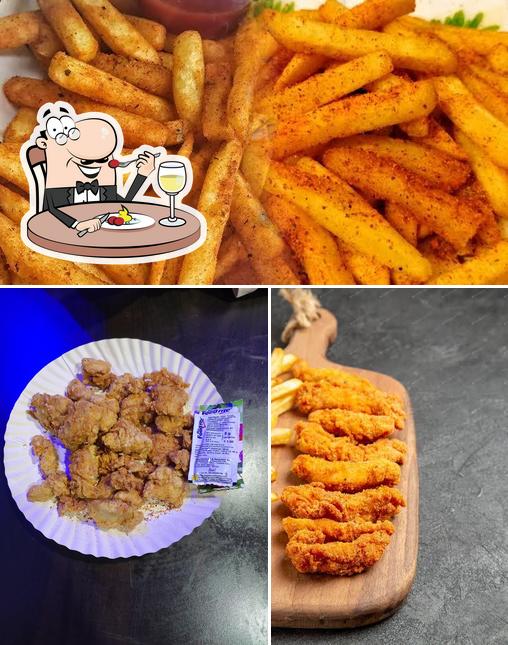 Food at FRIES PARADISE