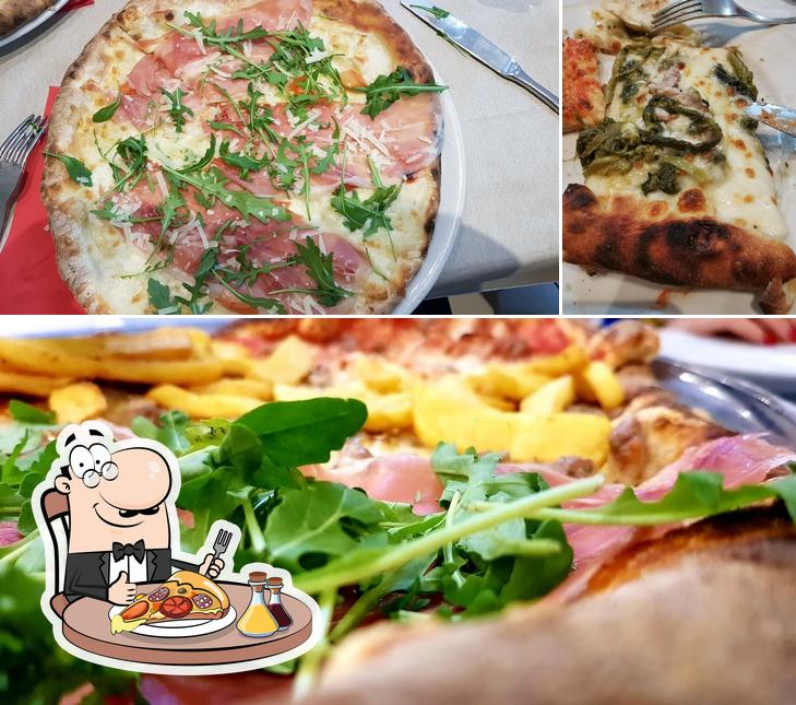 Prenditi una pizza a Ristorante Pizzeria RISPOLI