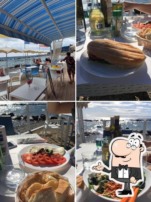Gli interni di L’Oasi beach bar