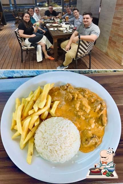 Curry de frango em Família Sartori Bar e Restaurante