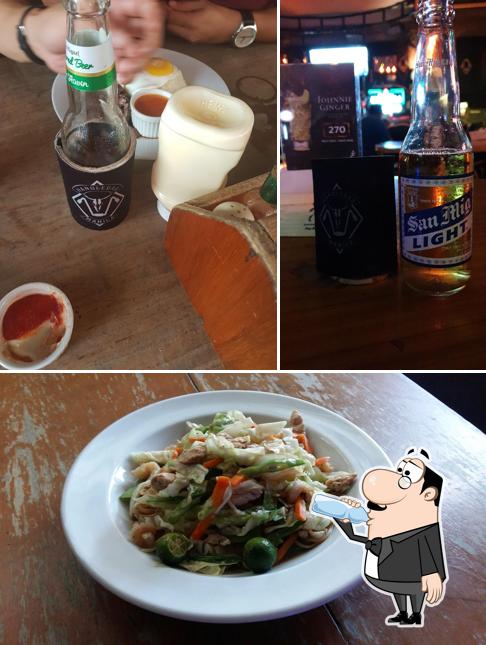 Handlebar Bar and Grill, Makati Restaurant menu and reviews