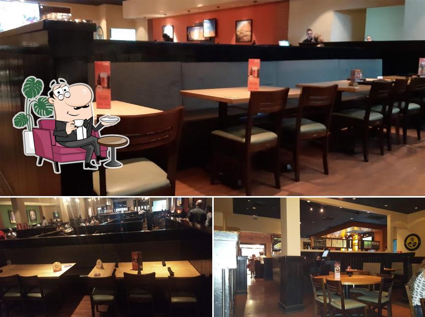 Veja imagens do interior do Outback Steakhouse