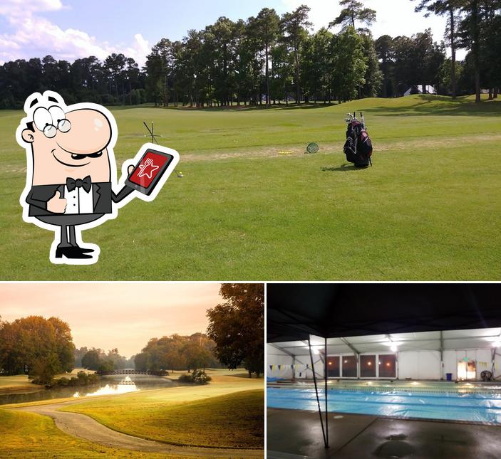 Honey Bee Golf Club in Virginia Beach Restaurant reviews