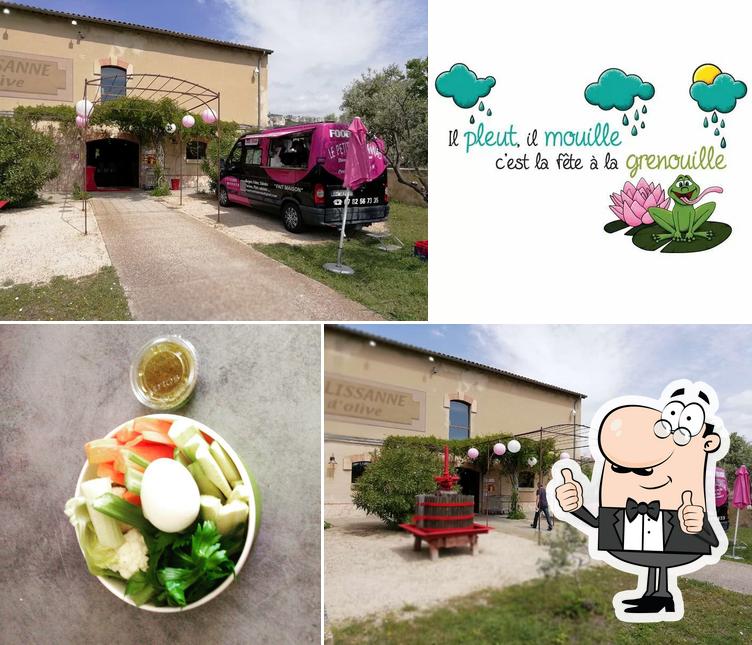 Voici une photo de Food Truck Le Petit Pélissannais