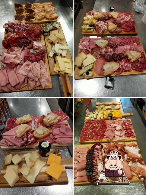 Enogastronomia Dolce e Piccante Rome serve piatti di carne