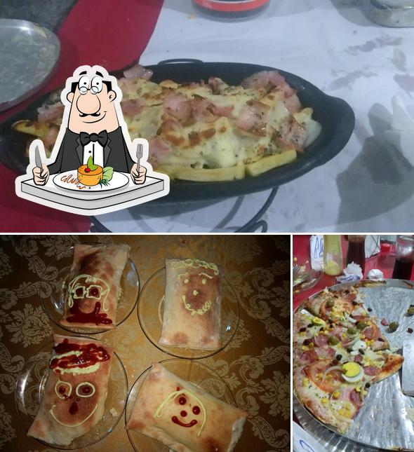 Comida em Pizzaria Nogueira