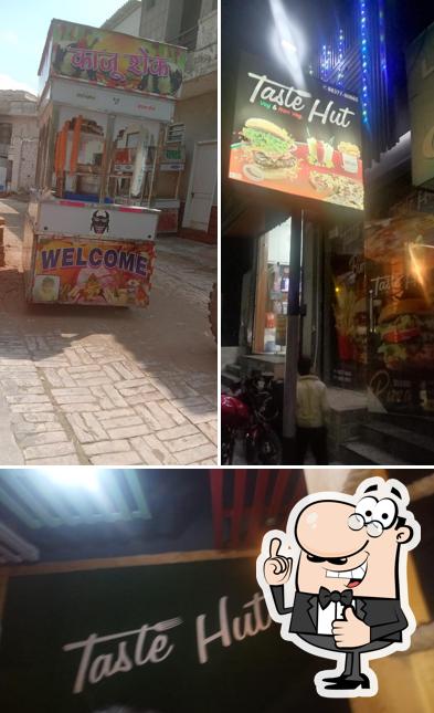 Taste Hut