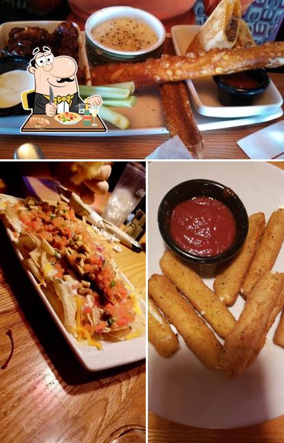 Applebee's Grill + Bar, 360 Cahaba Valley Rd in Pelham Restaurant