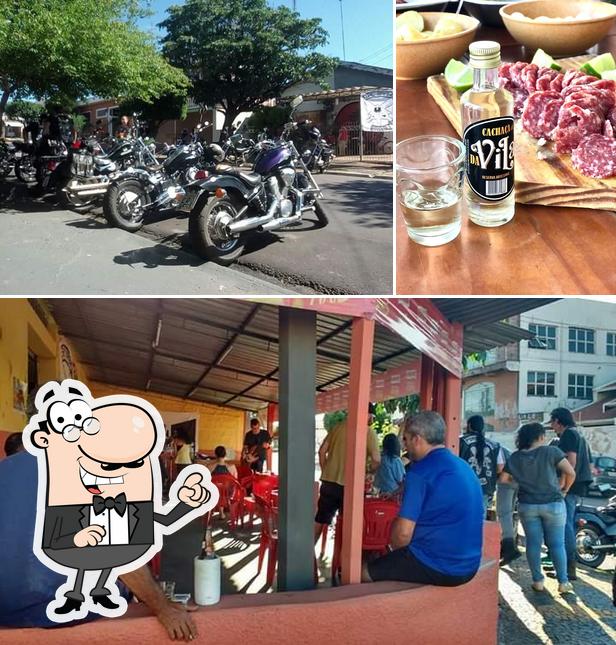 Entre diversos coisas, exterior e cerveja podem ser encontrados a Bar da Sonia boteco da Vila