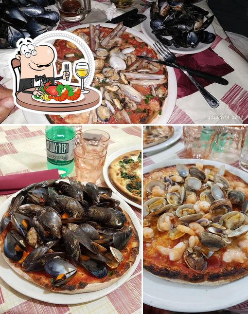 Essayez des fruits de mer à Pizzeria Da PEPPE all'ARCHETTO