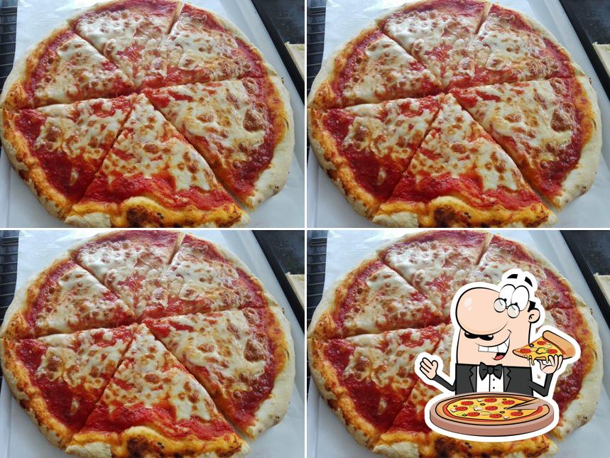 Scegli tra le svariate varianti di pizza