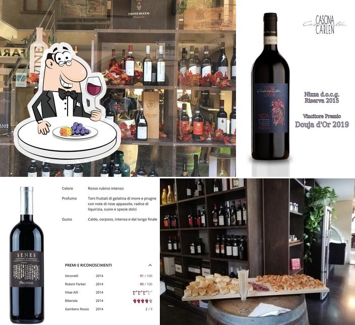 È gradevole prendersi un bicchiere di vino a Il Centrale Lounge Caffè Food & Music & La Panetteria di Castelletto