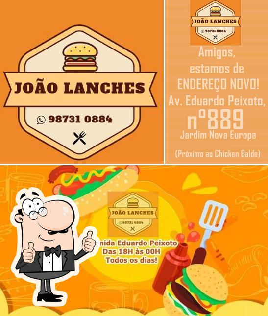 See the photo of João Lanches