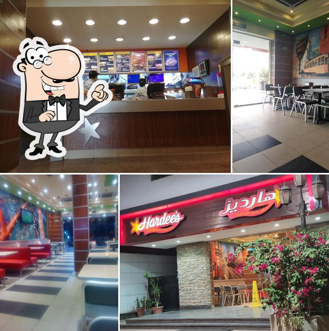 El interior de Hardee's