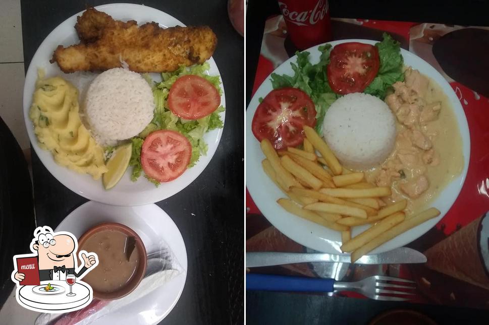 Comida em Café América