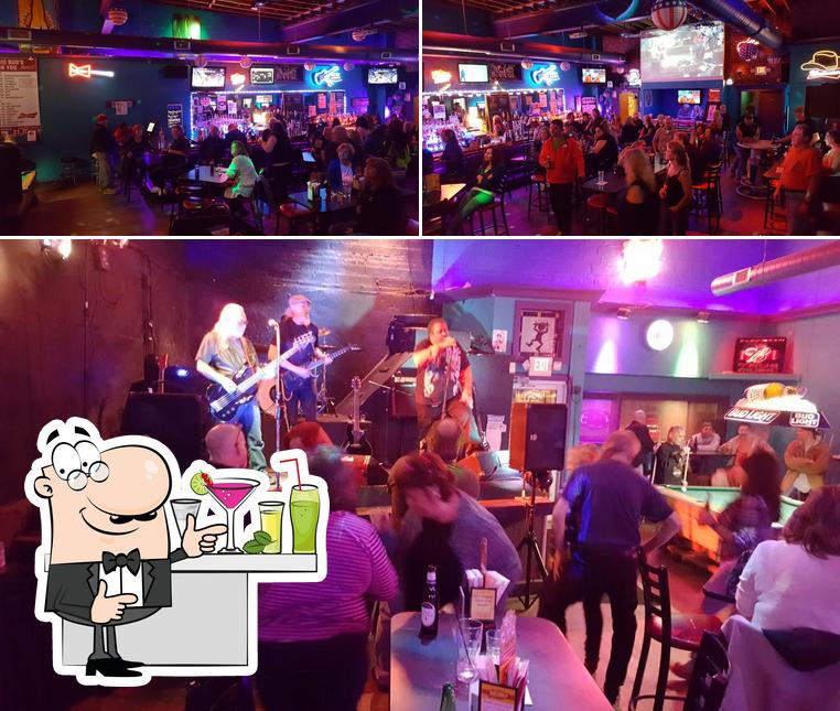 At Witz End, 38501 Lakeshore Blvd in Willoughby Restaurant reviews