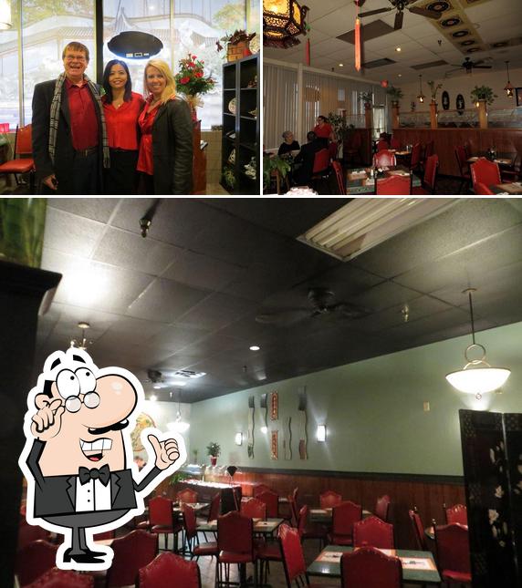 Empress Court in Bedford Restaurant menu and reviews