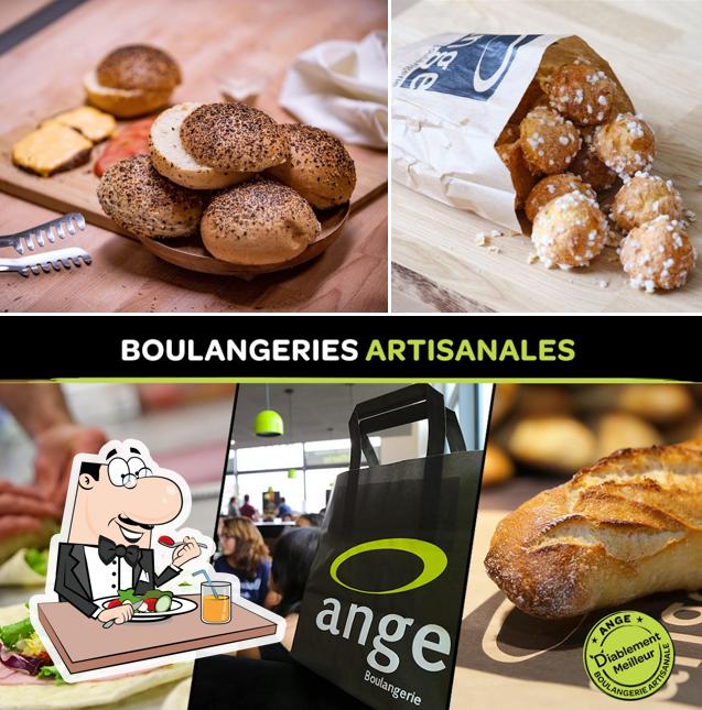 Plats à BOULANGERIE ANGE