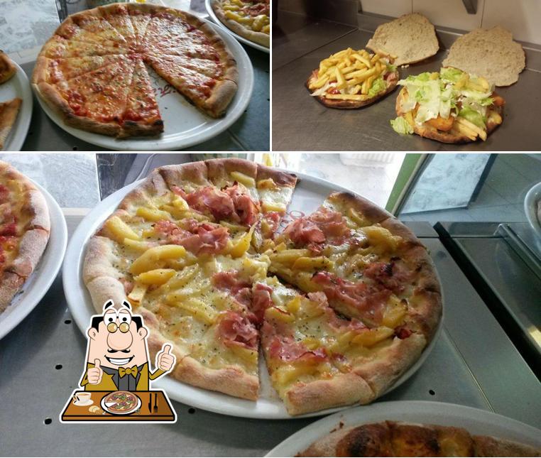 A Caffetteria Mirò, puoi goderti una bella pizza