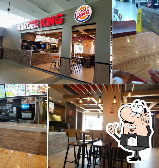 El interior de Burger King Terminal Terrestre Potosina