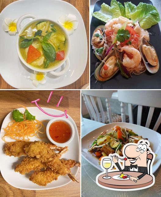 Thai Pantry in Poole Restaurant menu and reviews
