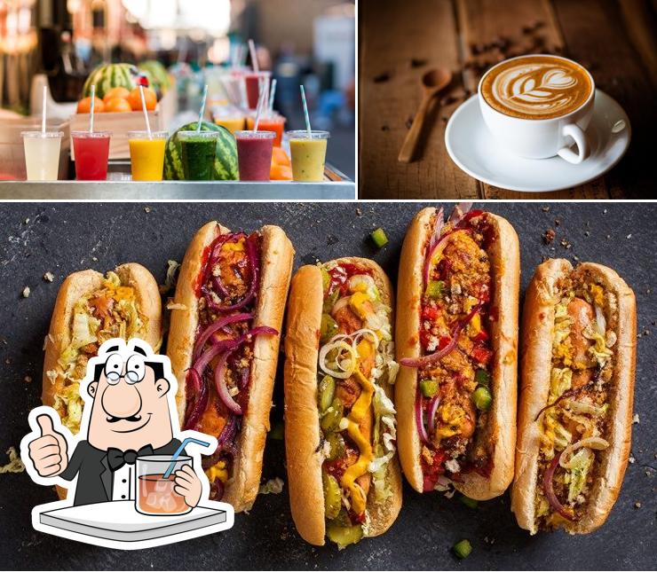 The picture of FORTUNE BAKERY’s drink and food