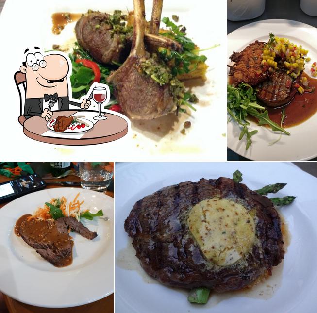 Try out meat dishes at Wanera Wine Bar